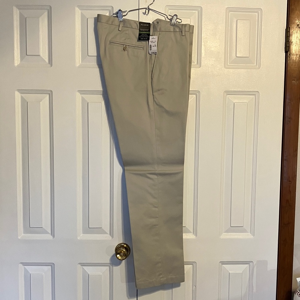 Jos. A. Bank Classic Khaki Chinos NWT